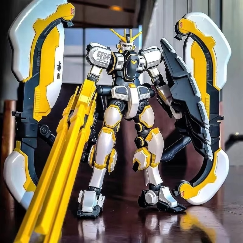 Atlas Thunder Universe Battlef - Bandai Gundam Hg recension och pris